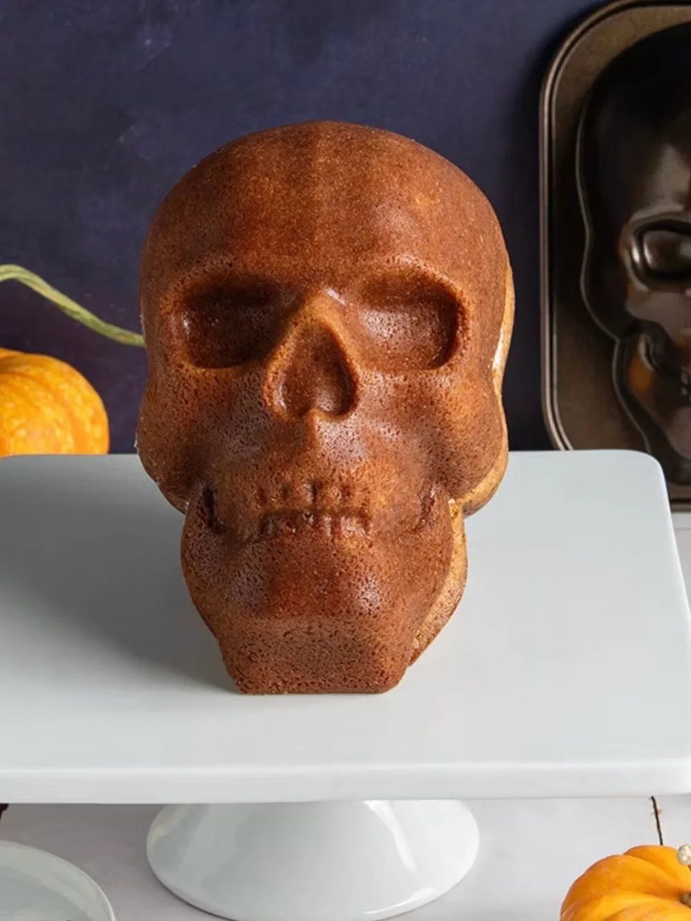 New Nordic Ware skull cake pan Haunted